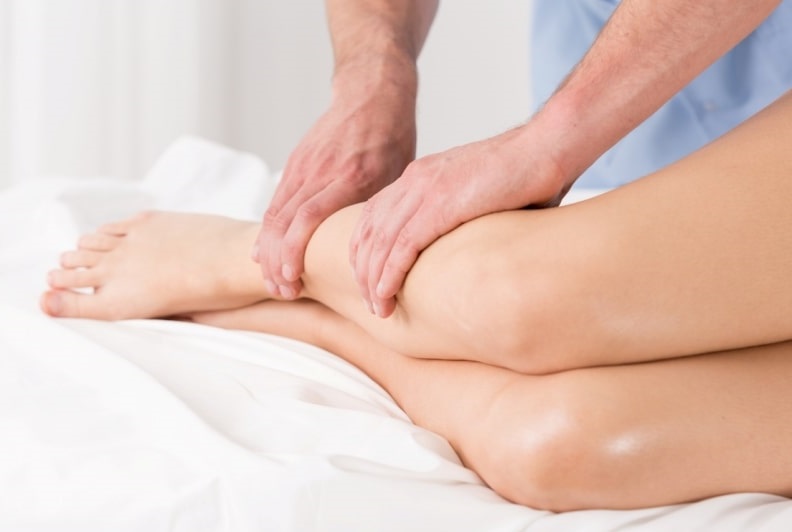 C&aacute;c b&aacute;c sĩ y học cổ truyền khuyến kh&iacute;ch sử dụng liệu ph&aacute;p massage bắp ch&acirc;n